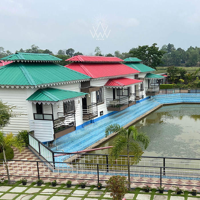 Stay & Save at Whistling Wind